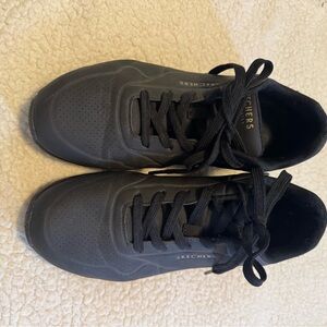Skechers — Black Athletic Shoes